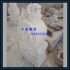曲陽石雕定做漢白玉石獅子鎮宅門墩，庭院門口裝飾仿古石雕門鼓，