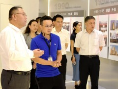普陀區委書記曹立強到訪德力西集團總部