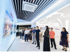 凝聚為魂 團結是根 洪清華會長率隊“走進德力西” 參觀考察