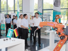 聚焦高端裝備與智能制造，趙巖副省長蒞臨埃斯頓自動化開展深度調(diào)研